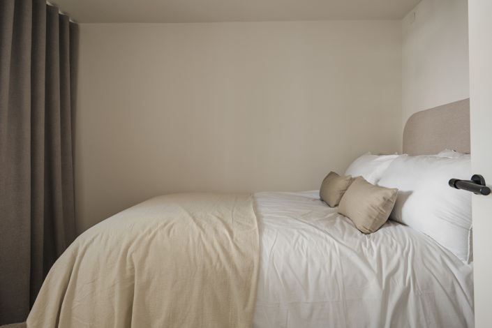 Image No.10-3 Bed Property for sale