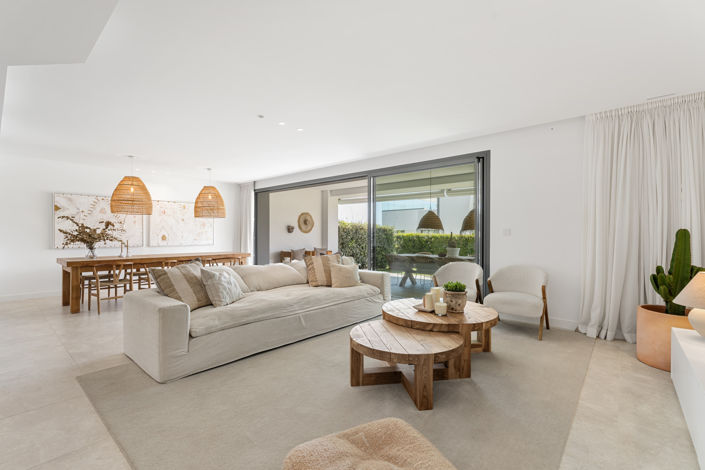 Image No.2-4 Bed Property for sale