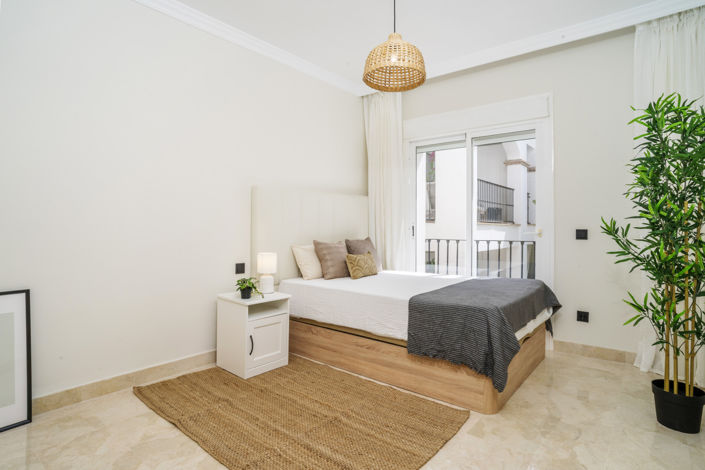 Image No.20-3 Bed Apartment for sale