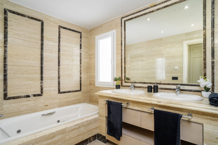 Image No.40-3 Bed Apartment for sale