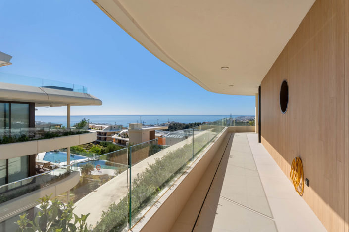 Image No.24-3 Bed Apartment for sale
