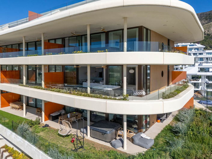 Image No.8-3 Bed Apartment for sale