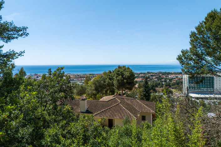 Image No.6-5 Bed Plot for sale