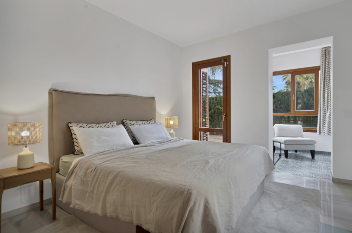 Image No.21-2 Bed Apartment for sale