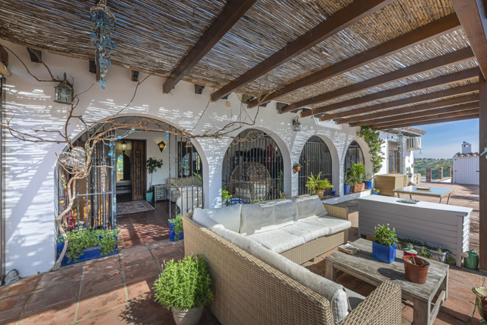 Image No.11-3 Bed Villa for sale