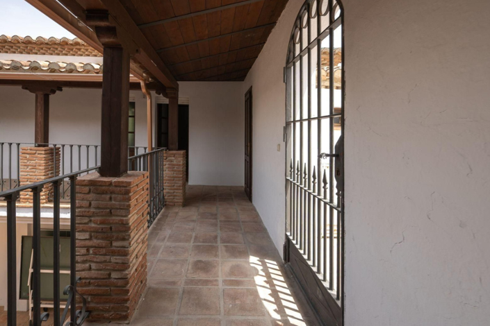 Image No.25-6 Bed Villa for sale