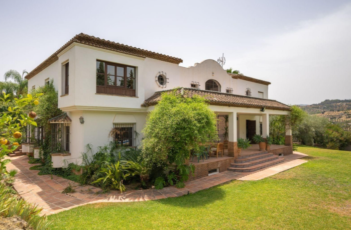 Image No.5-6 Bed Villa for sale