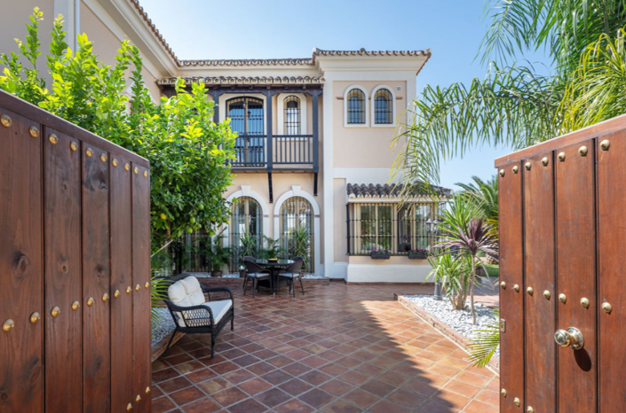 Image No.3-4 Bed Villa for sale