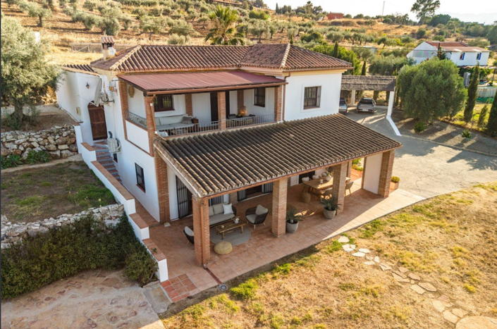 Image No.21-3 Bed Villa for sale