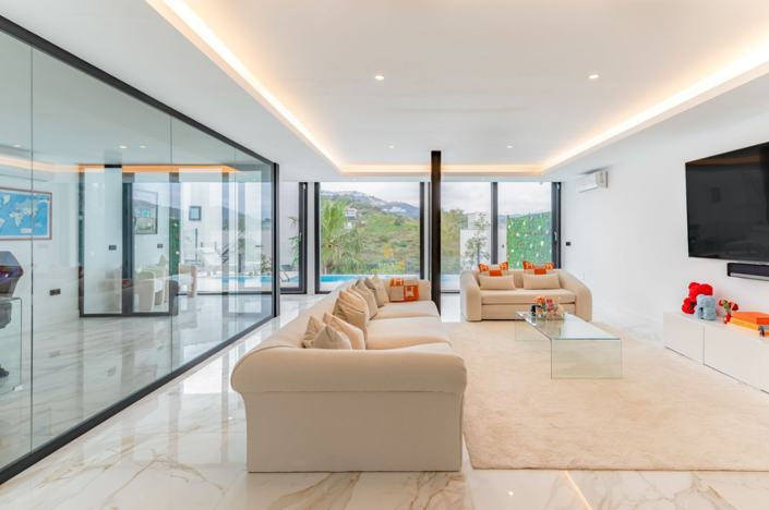 Image No.4-4 Bed Villa for sale