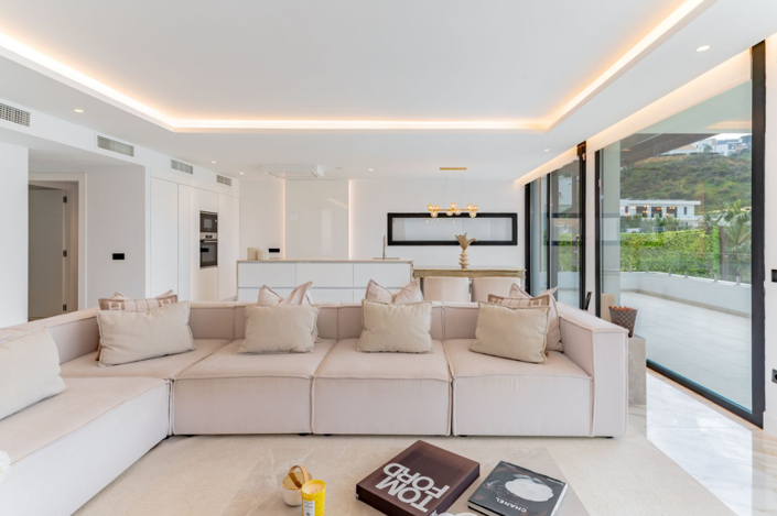 Image No.5-4 Bed Villa for sale