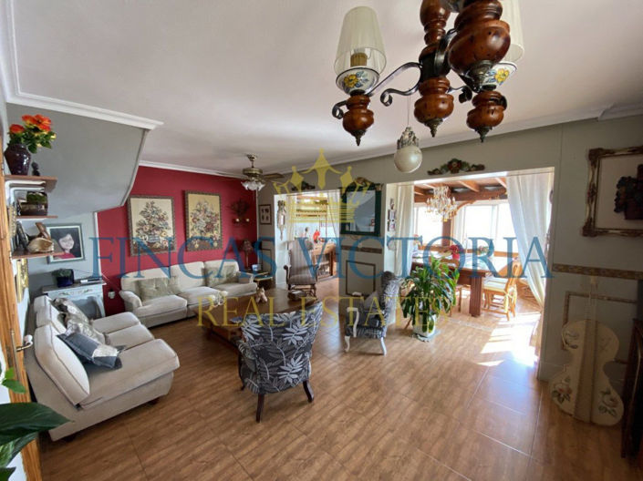 Image No.7-7 Bed Property for sale