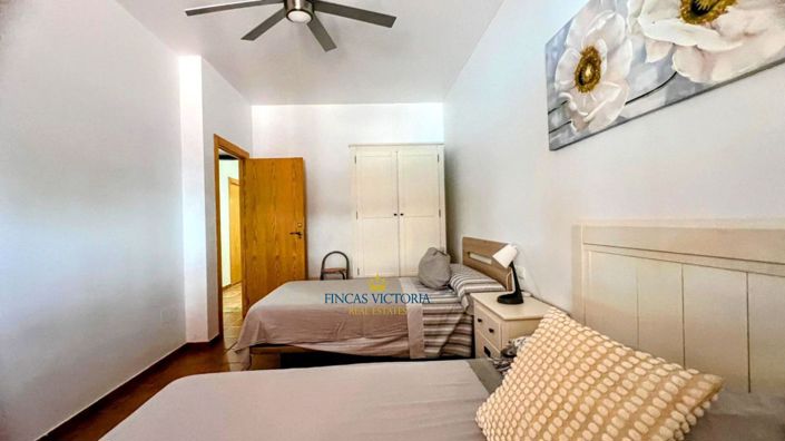 Image No.18-4 Bed Property for sale