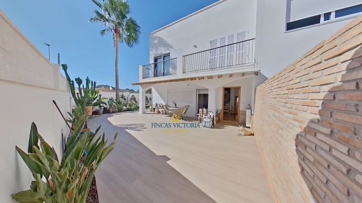 Image No.3-4 Bed Property for sale