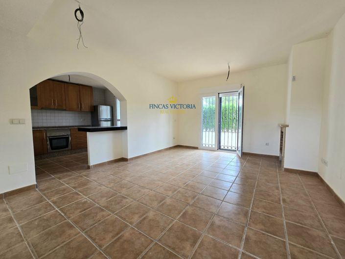 Image No.8-3 Bed Villa for sale