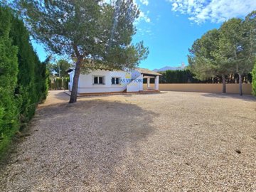 9796418046