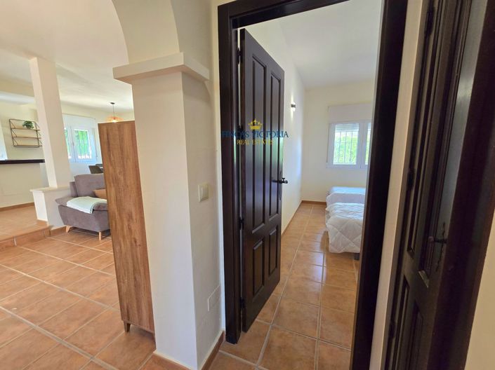 Image No.26-3 Bed Villa for sale