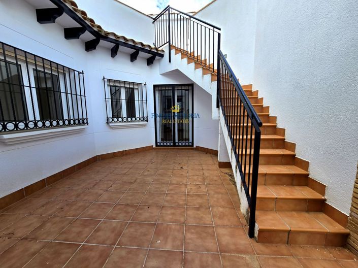 Image No.28-3 Bed Villa for sale