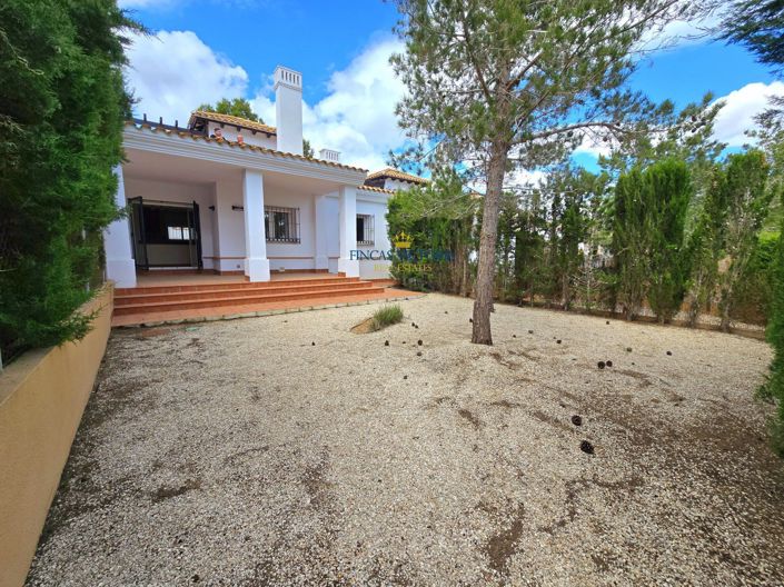 Image No.18-2 Bed Semi-Detached for sale