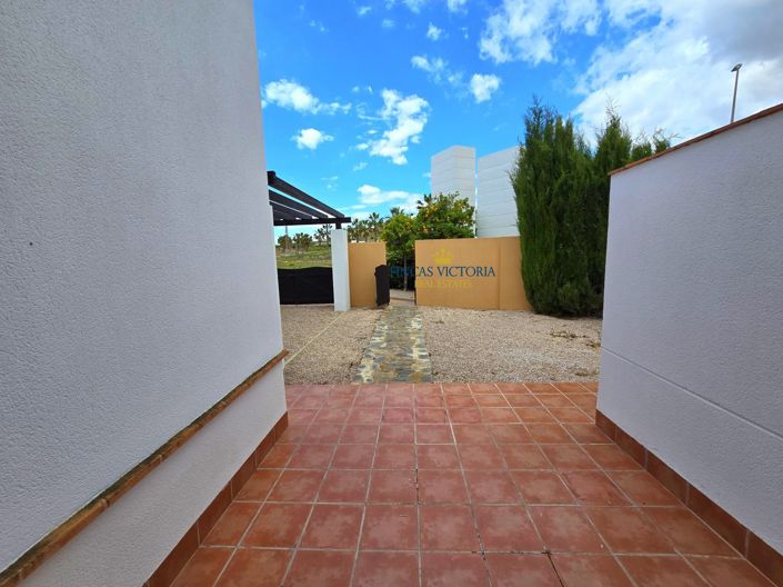 Image No.33-2 Bed Semi-Detached for sale