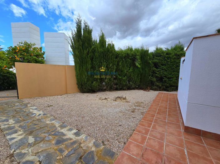 Image No.35-2 Bed Semi-Detached for sale