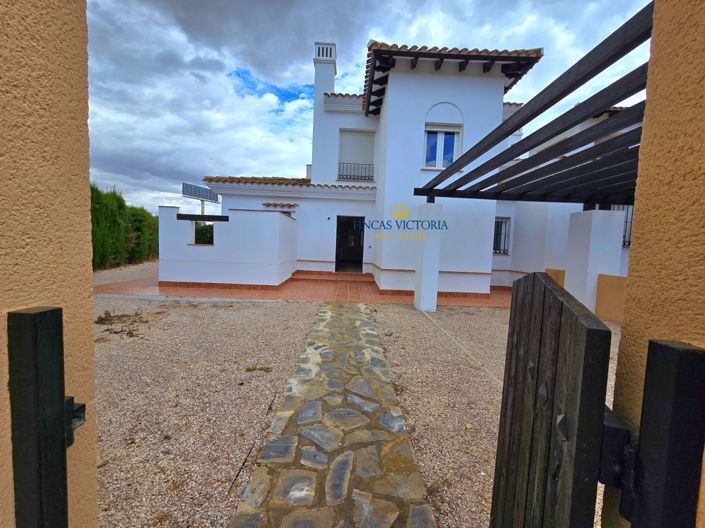 Image No.5-2 Bed Semi-Detached for sale