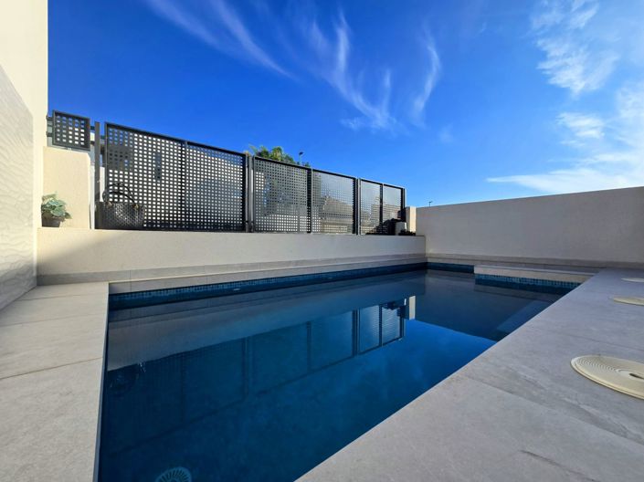 Image No.5-2 Bed Property for sale