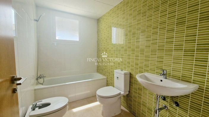 Image No.17-3 Bed Villa for sale