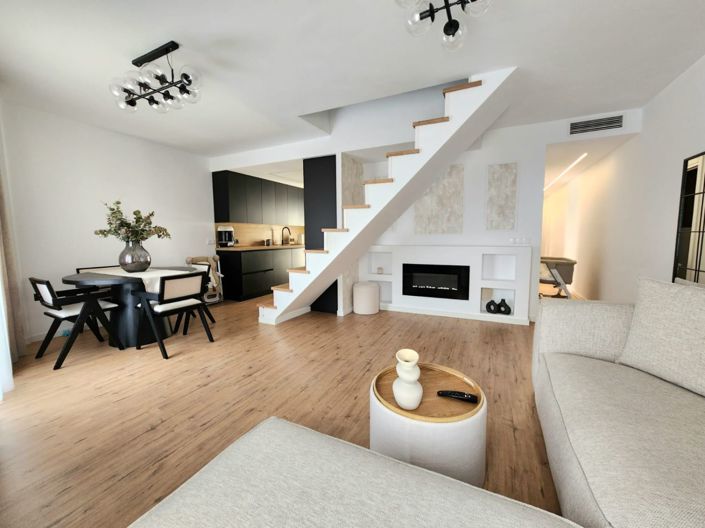 Image No.1-3 Bed Penthouse for sale