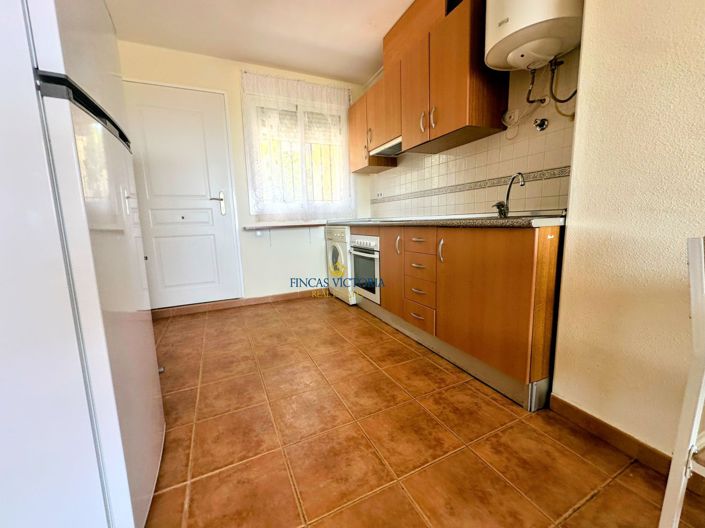 Image No.11-2 Bed Flat for sale