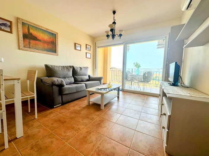 Image No.13-2 Bed Flat for sale