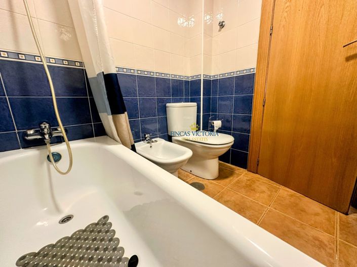 Image No.20-2 Bed Flat for sale