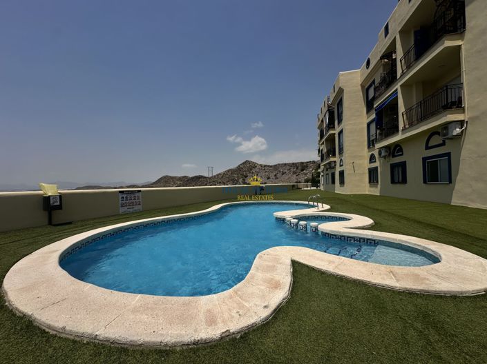 Image No.4-2 Bed Flat for sale