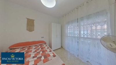9796418712
