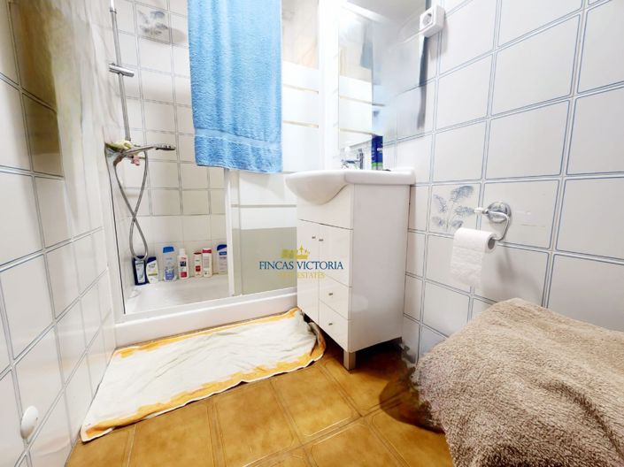 Image No.19-3 Bed Flat for sale