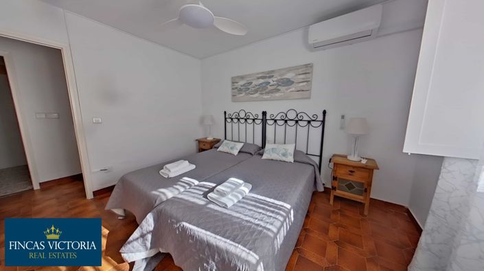 Image No.32-5 Bed Villa for sale