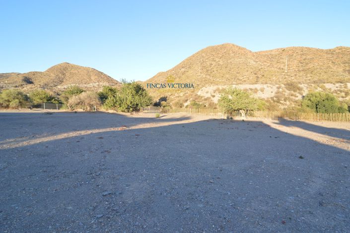 Image No.25-4 Bed Property for sale