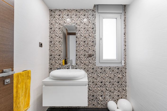 Image No.32-4 Bed Property for sale