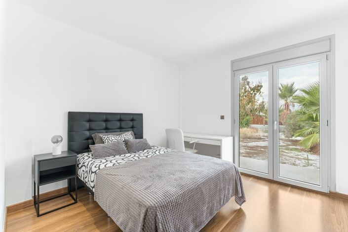 Image No.39-4 Bed Property for sale