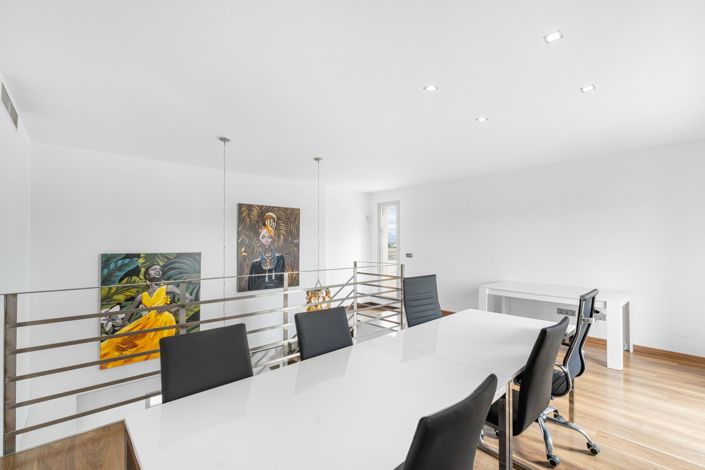 Image No.44-4 Bed Property for sale