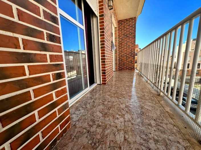 Image No.31-2 Bed Apartment for sale