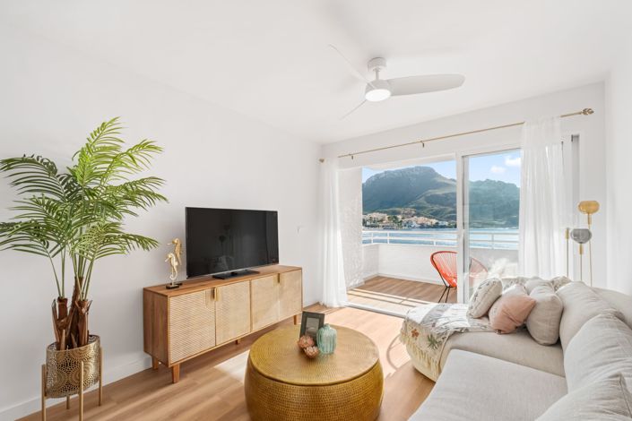 Image No.12-3 Bed Flat for sale