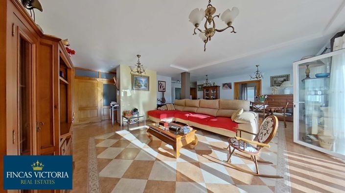 Image No.11-4 Bed Villa for sale