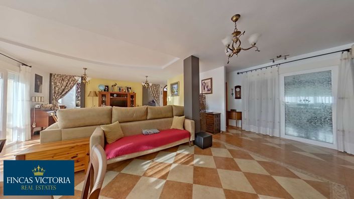 Image No.15-4 Bed Villa for sale