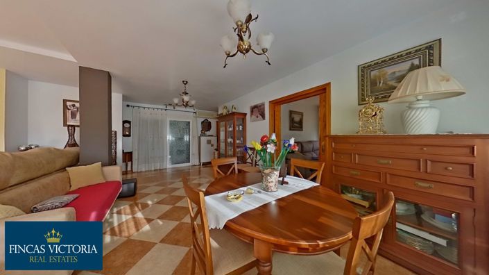 Image No.17-4 Bed Villa for sale