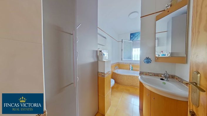 Image No.36-4 Bed Villa for sale