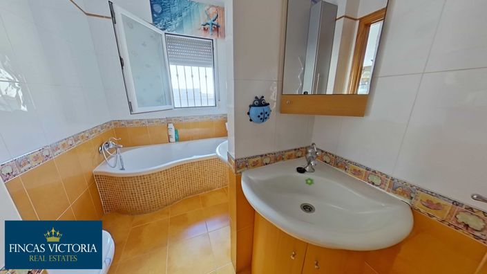 Image No.37-4 Bed Villa for sale