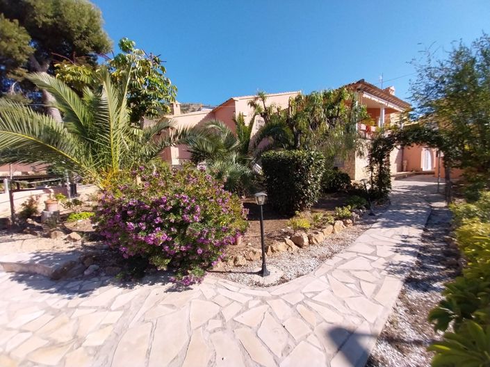 Image No.1-Villa de 4 chambres à vendre à Albir