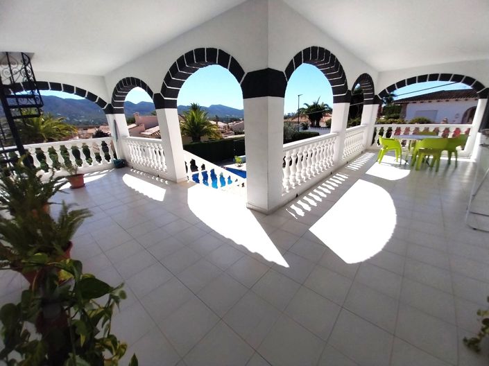 Image No.1-Villa de 3 chambres à vendre à L`Alfàs del Pi