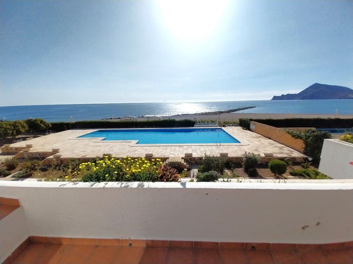 Image No.1-3 Bed Property for sale